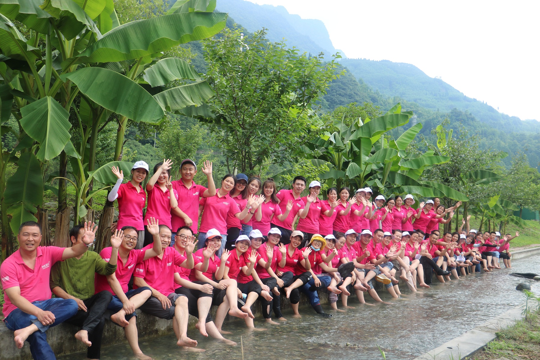 滴水不漏合照.jpg 滴水不漏合照.jpg